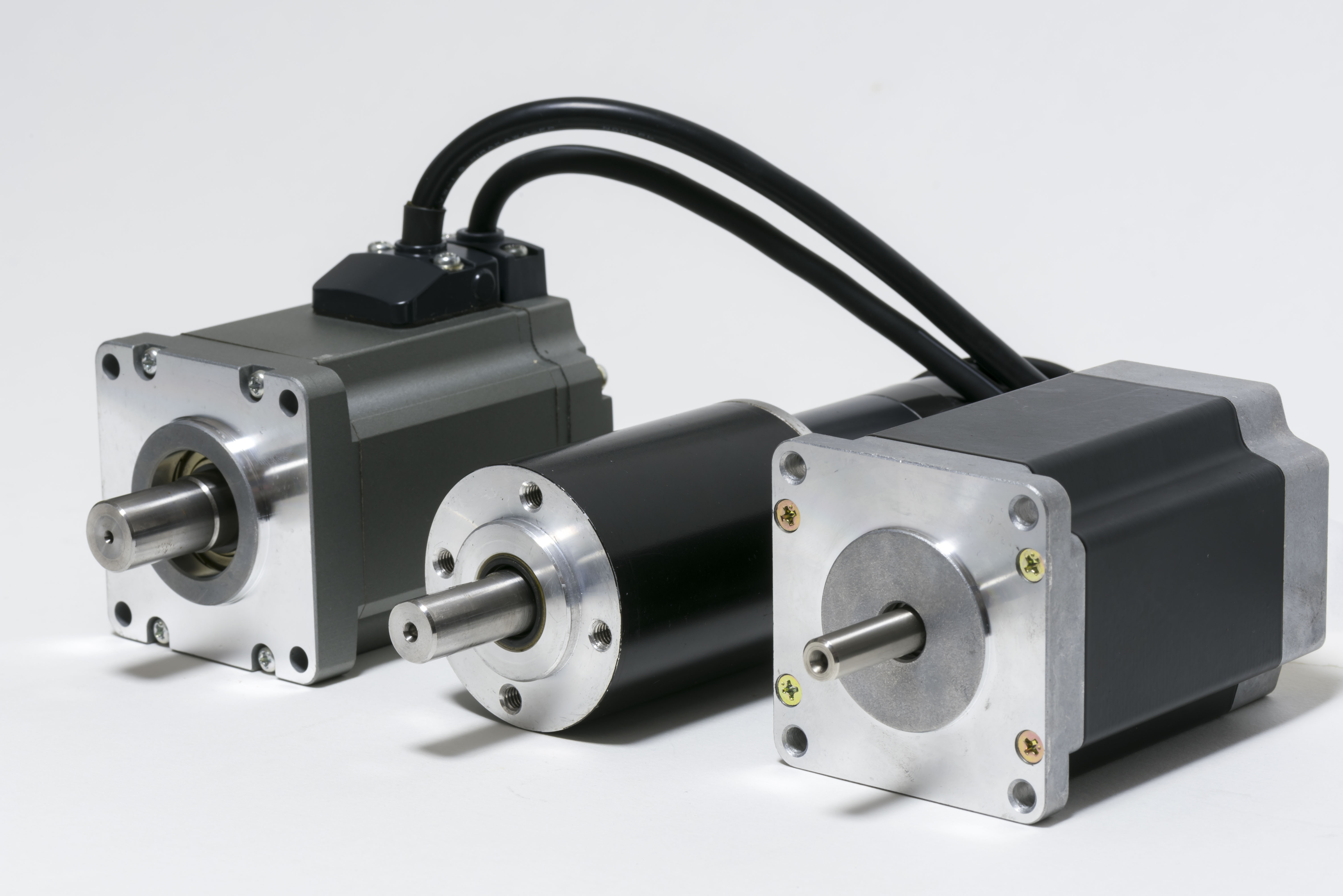 Двигатель сервопривод. Сервомотор Servo Motor. Двигатель AC Servo Motor 180st. Сервопривод ms4620. Серводвигатель DC Brush 60 v.